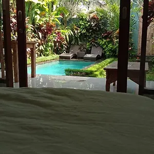 Rona1 , Ubud Indonésie