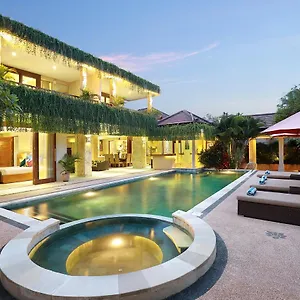 villa-j-deluxe.ubudhotelsnow.com/